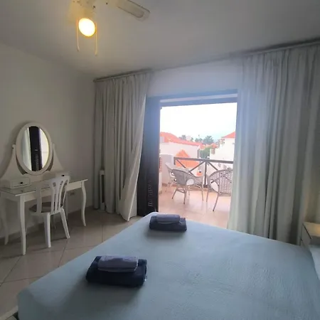 Lejlighed Paraiso Royal